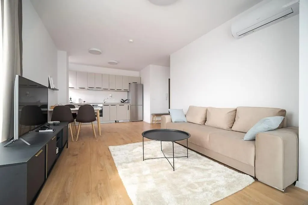 My Campus 1 Bdrm, Mountain View, Free Parking, Self Check-In Apartment Sofia